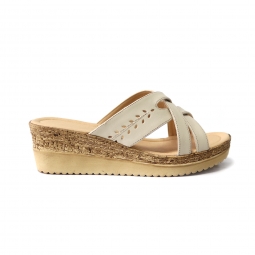 Papuci bej din piele naturala cu platforma