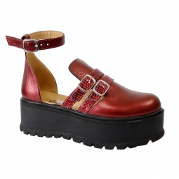 Sandale Rosii din Piele Naturala, cu Calcai Inchis, Catarame si Talpa Inalta Amanda